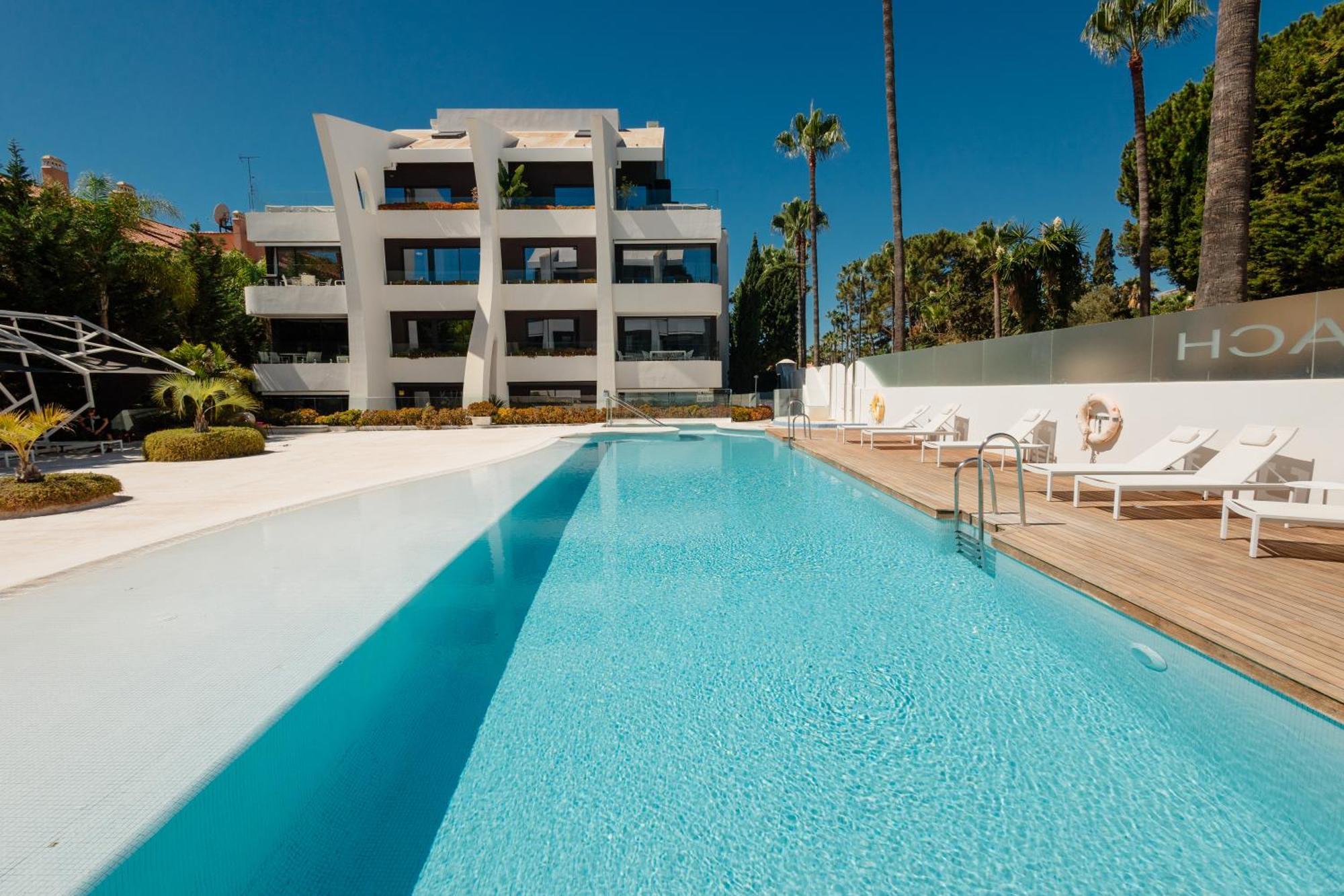 Apartment Next To The In Dunes Marbella