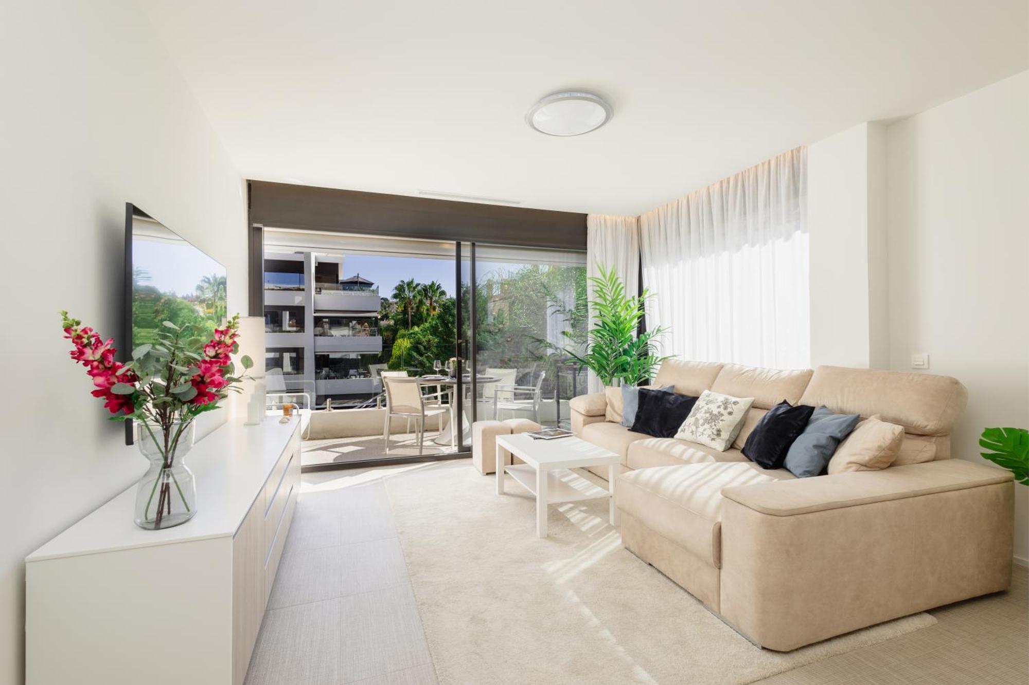 Apartment Next To The In Dunes Marbella