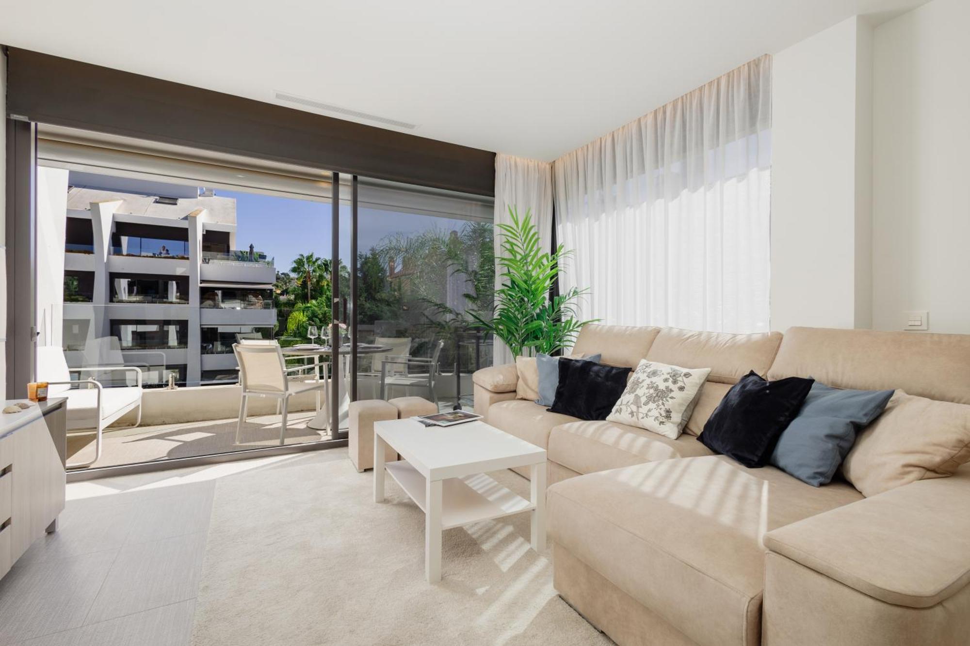 Apartment Next To The In Dunes Marbella